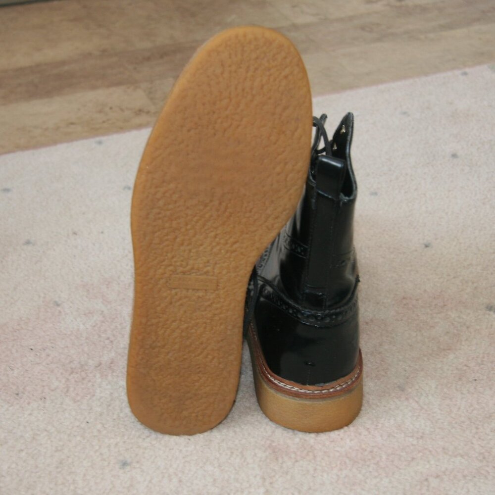 Patent leather Zara ankle boots - Picture 3 of 5